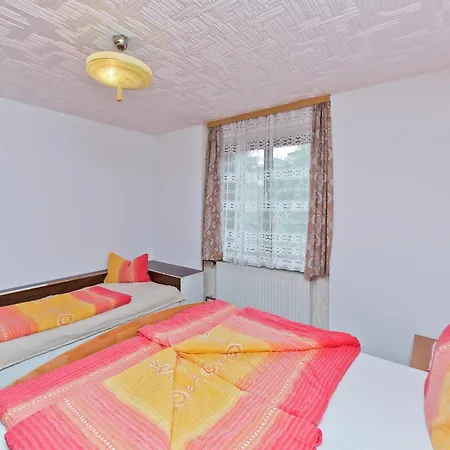 In Piller Near Bus & * Wenns