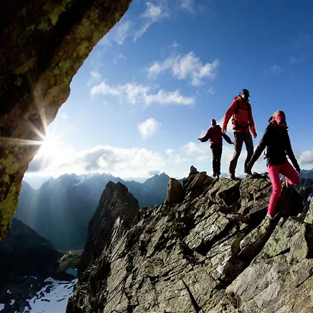 In Piller Near Bus & Сasa de vacaciones Wenns